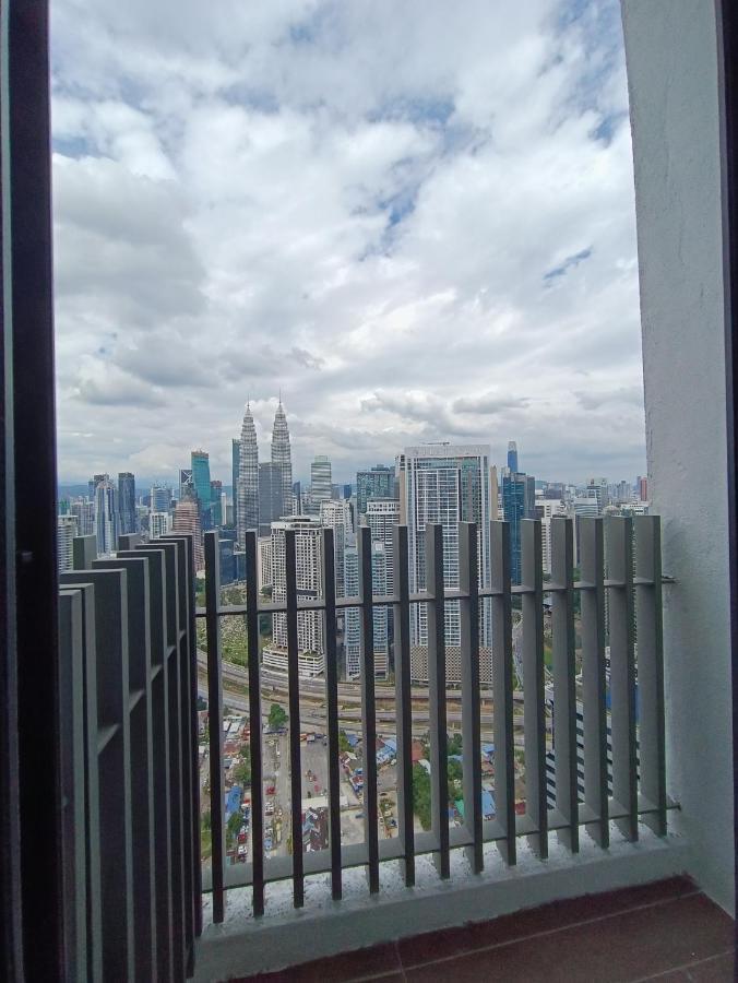 Lx 39A Balcony Klcc View 1 Bedroom Infinity Pool Kuala Lumpur Exterior photo